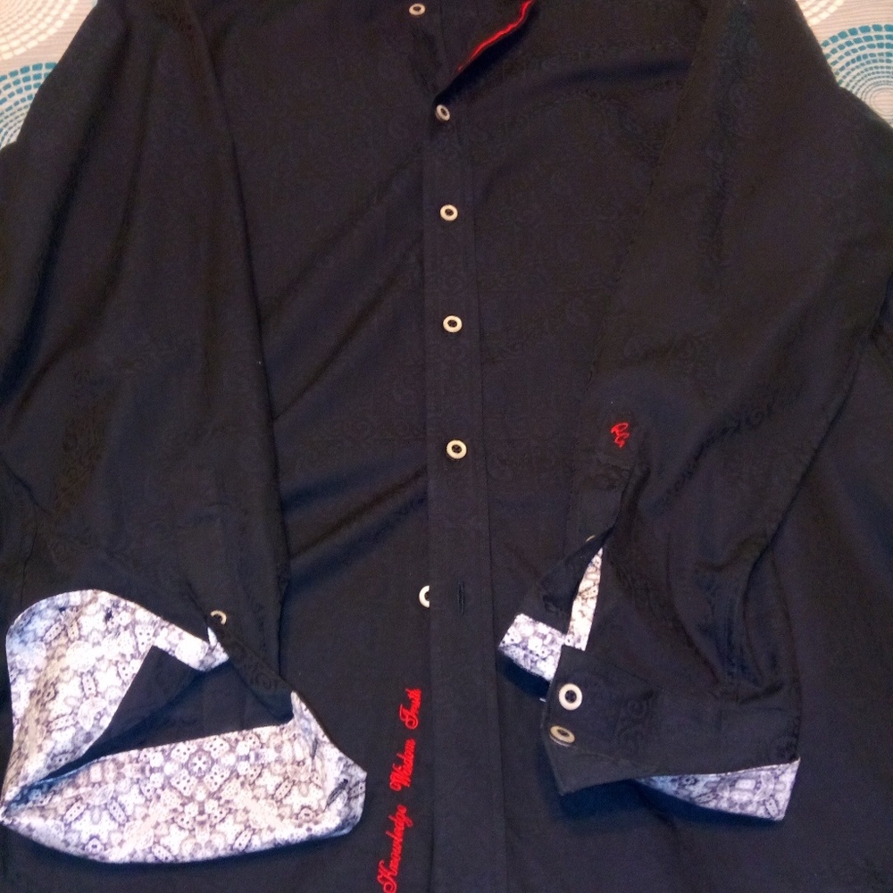 Robert Graham Button down